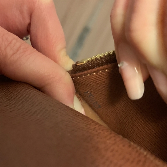 SOLD✨️Authentic✨️Louis Vuitton Monogram Insolite Wallet - Picture 14 of 16